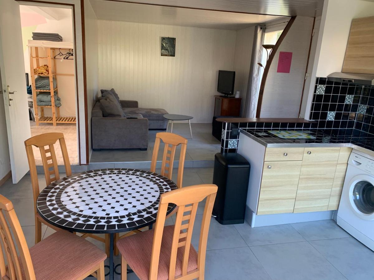 Magnifique Bas De Villa Deux Chambres Situe Pres Des Plages Et Du Golf 상-브리아크-쉬르-메르 외부 사진